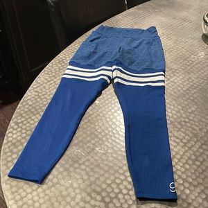 Bombshell leggings like new!